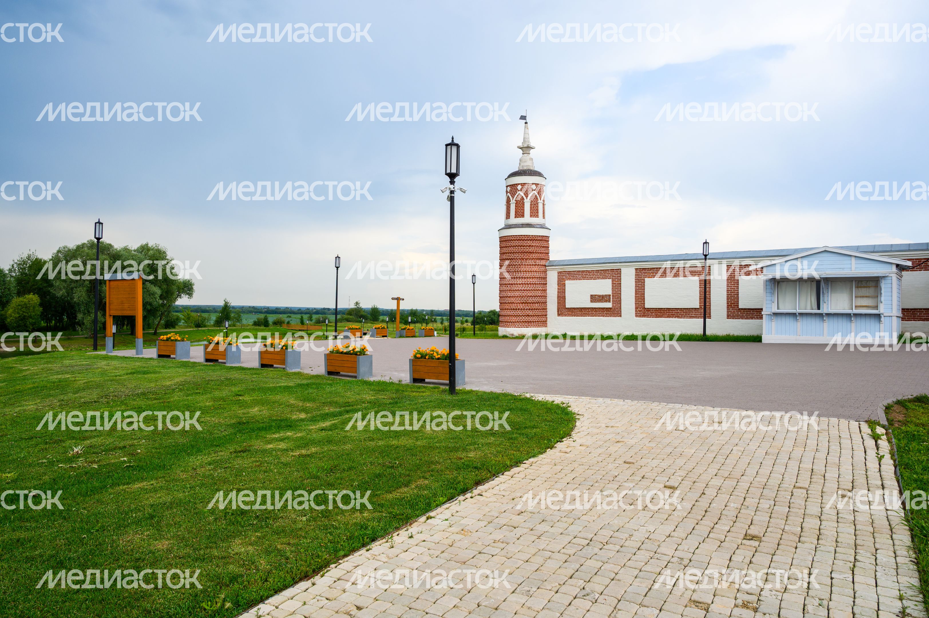 Богородице-Рождественский Бобренев мужской монастырь в селе Старое Бобренево округа Коломна