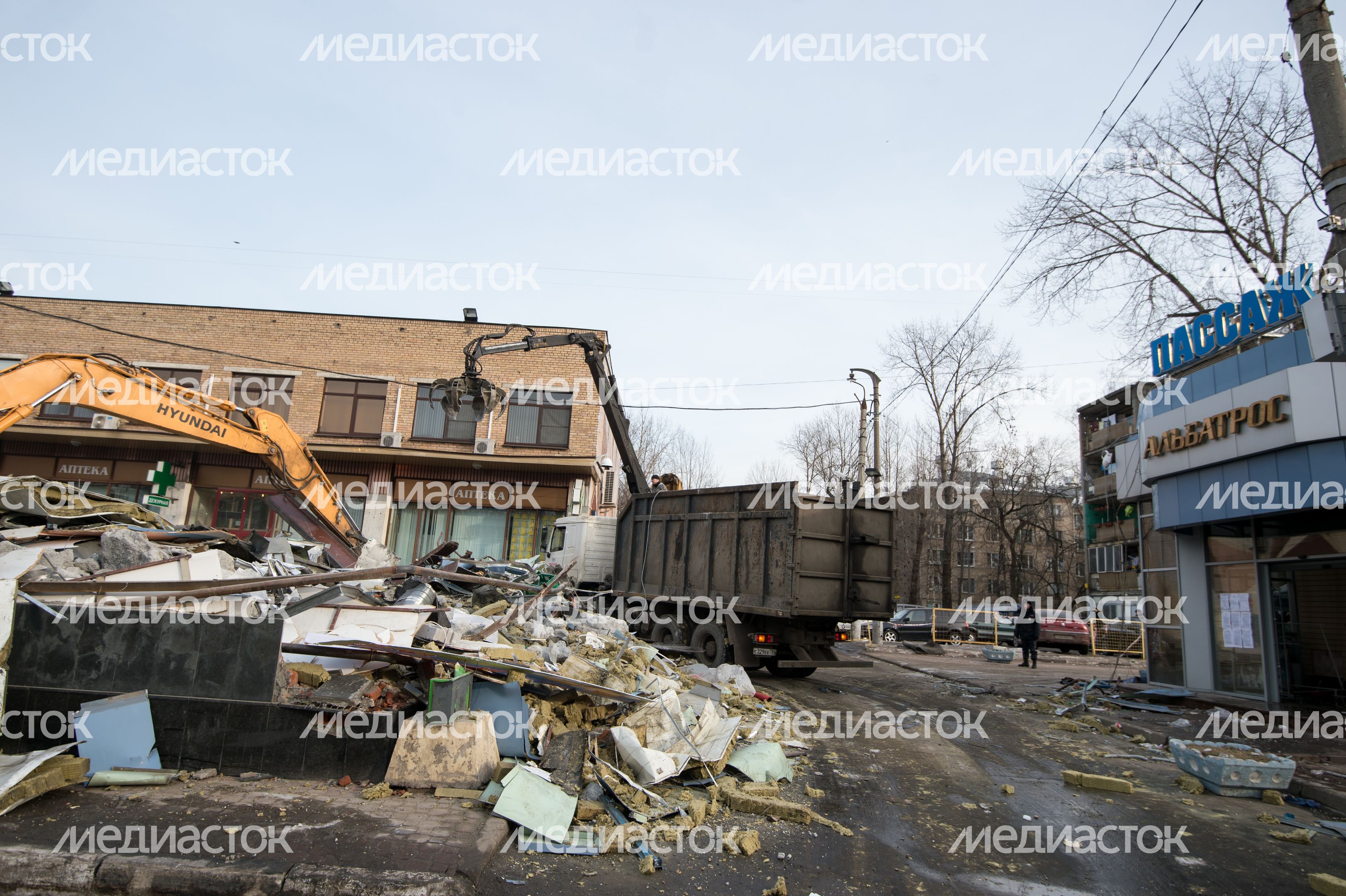Снос самостроя у станции метро Щелковская в Москве
