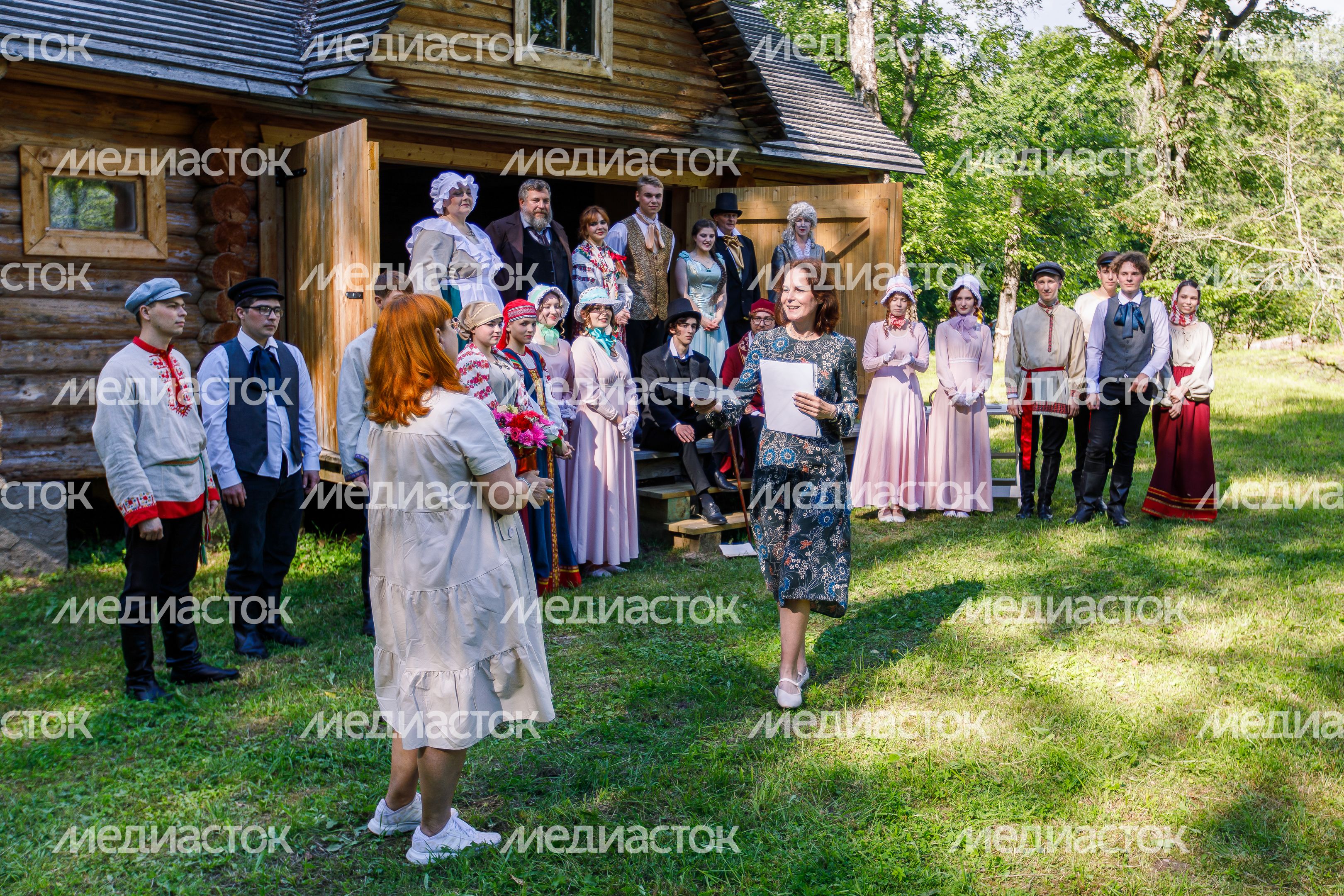 III Фестиваль науки и искусств "Менделеев" в усадьбе Боблово в Клину III Фестиваль науки и искусств "Менделеев" в усадьбе Боблово в Клину