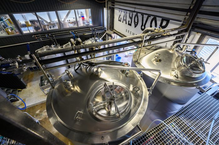 Экскурсия на пивоварню Zagovor Brewery в Мытищах