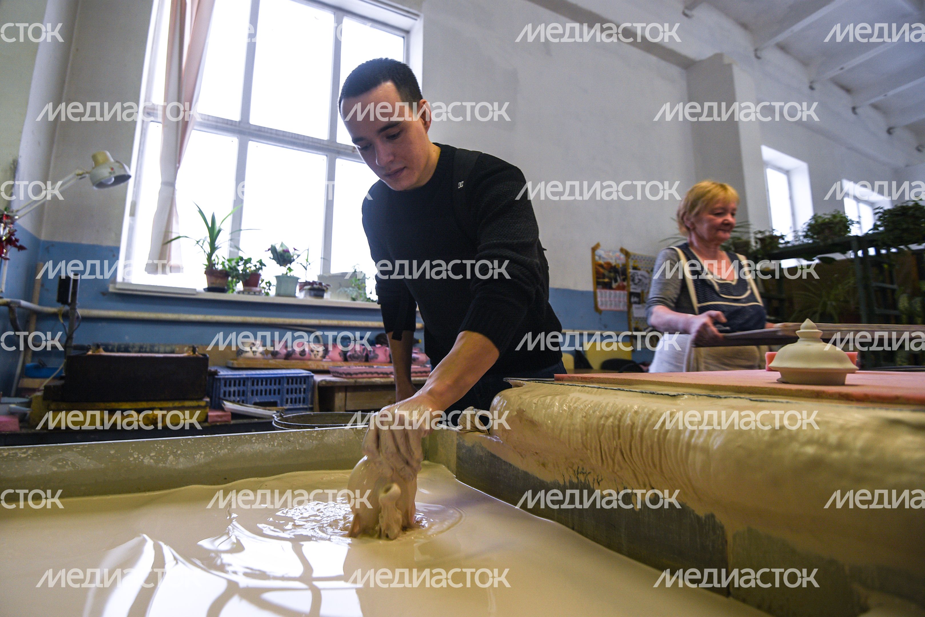 Гжельский фарфоровый завод