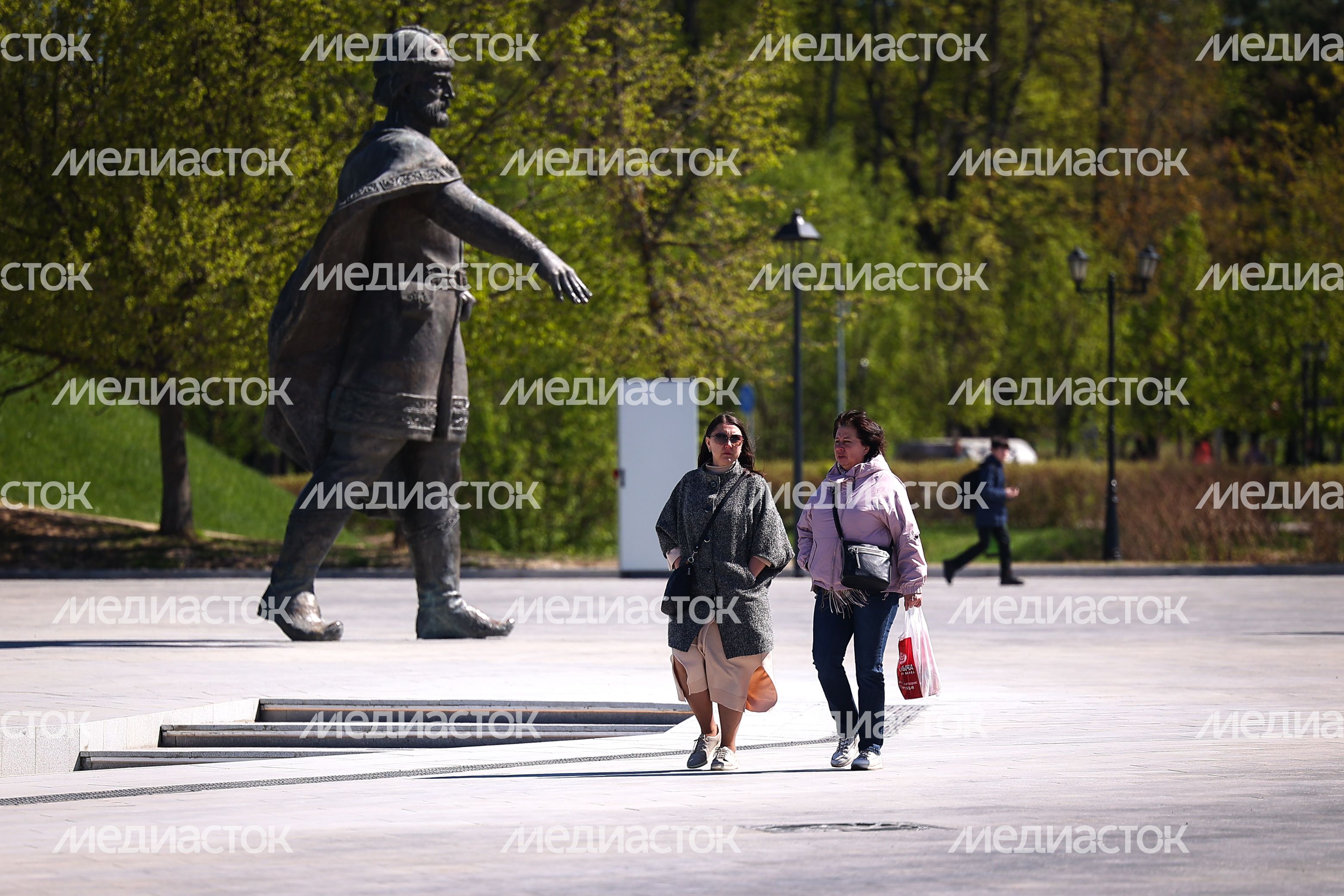 Советская площадь в Дмитрове Советская площадь в Дмитрове