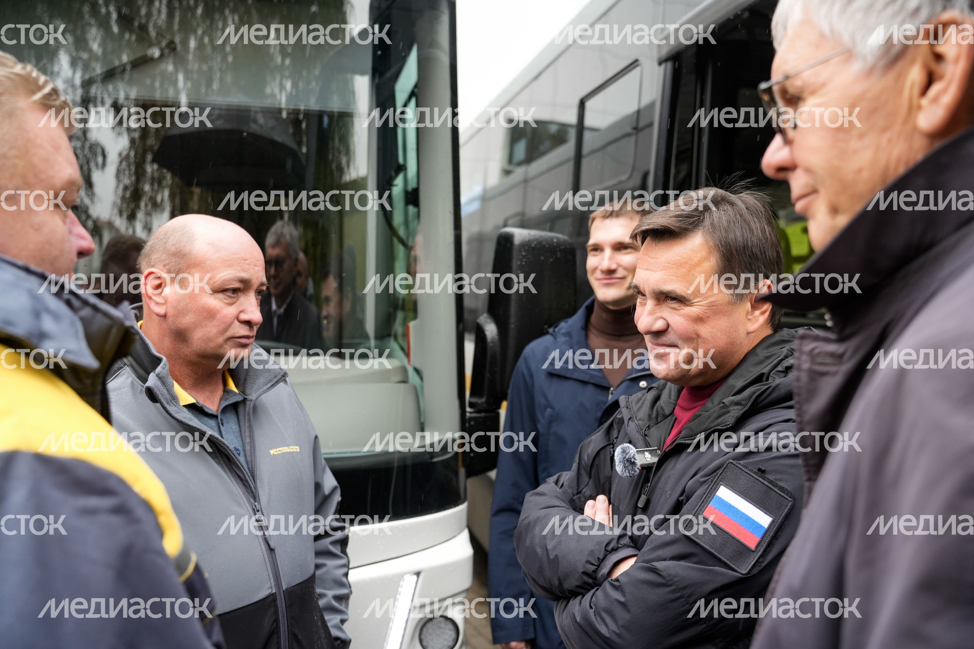 Андрей Воробьев передал партию новых автобусов округам Подмосковья Андрей Воробьев передал партию новых автобусов округам Подмосковья
