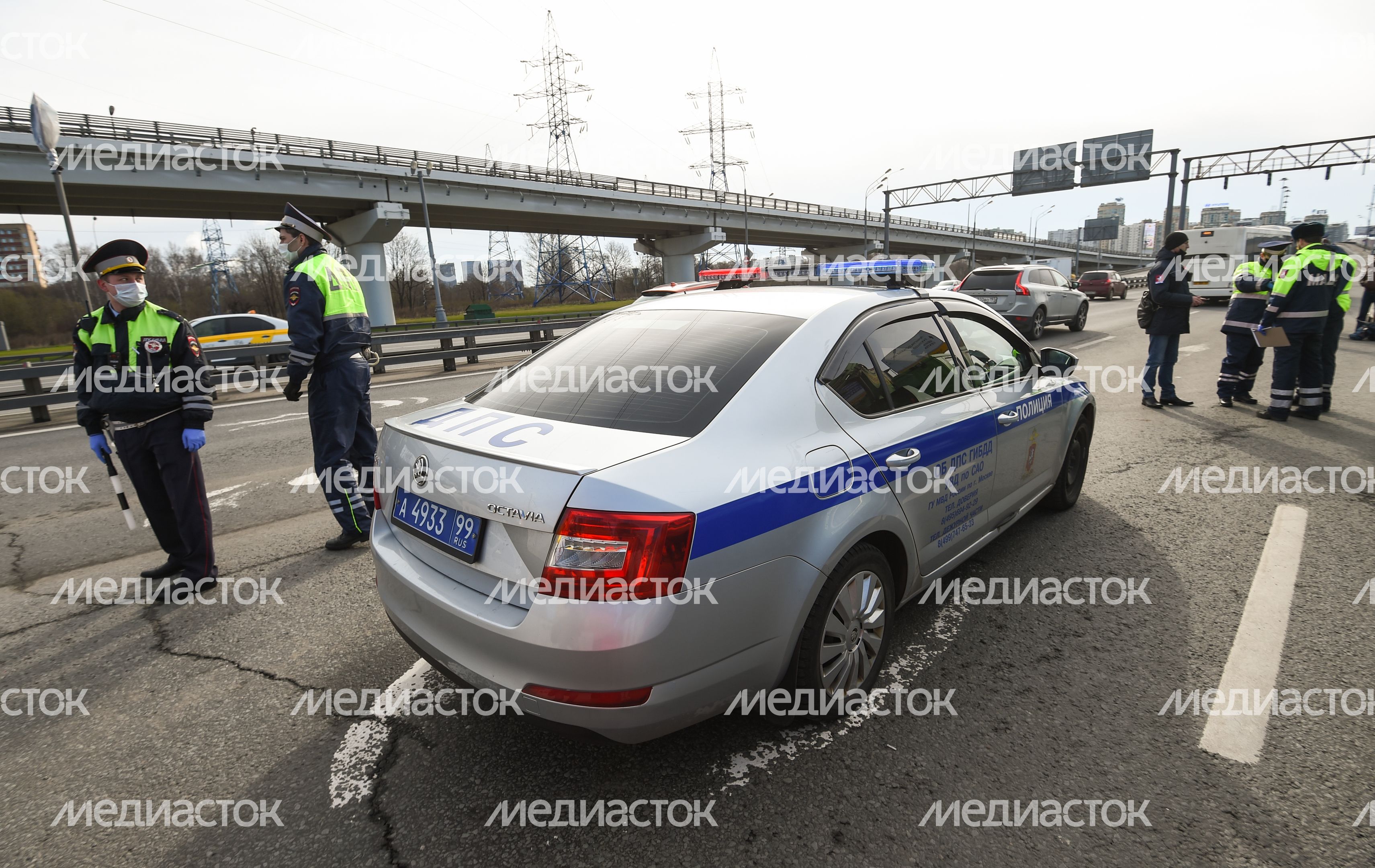 Проверка пропусков на въезде в Москву в период самоизоляции