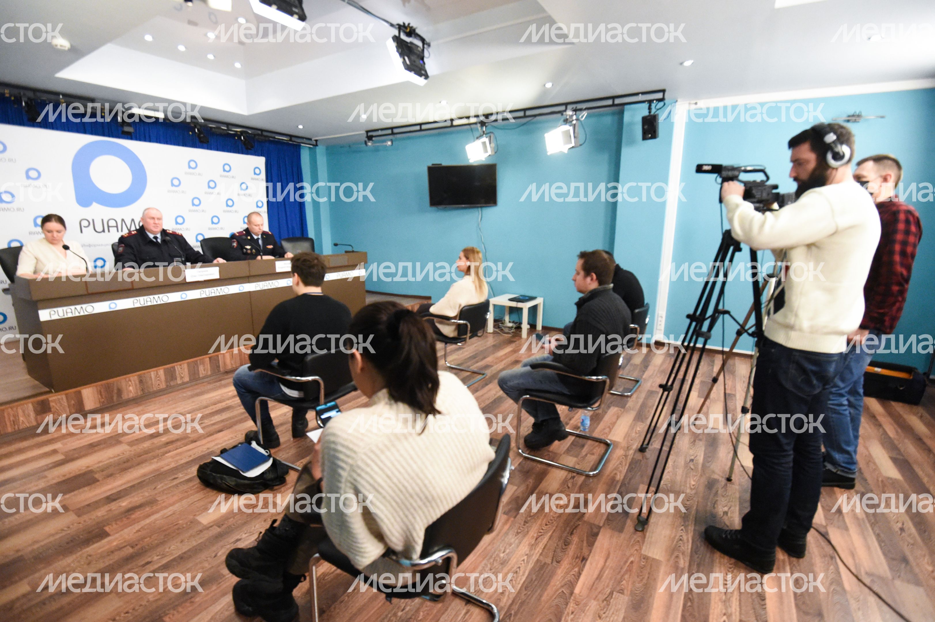 Пресс-конференция на тему: «Обеспечение общественной безопасности в период подготовки и проведения новогодних и религиозных праздников»