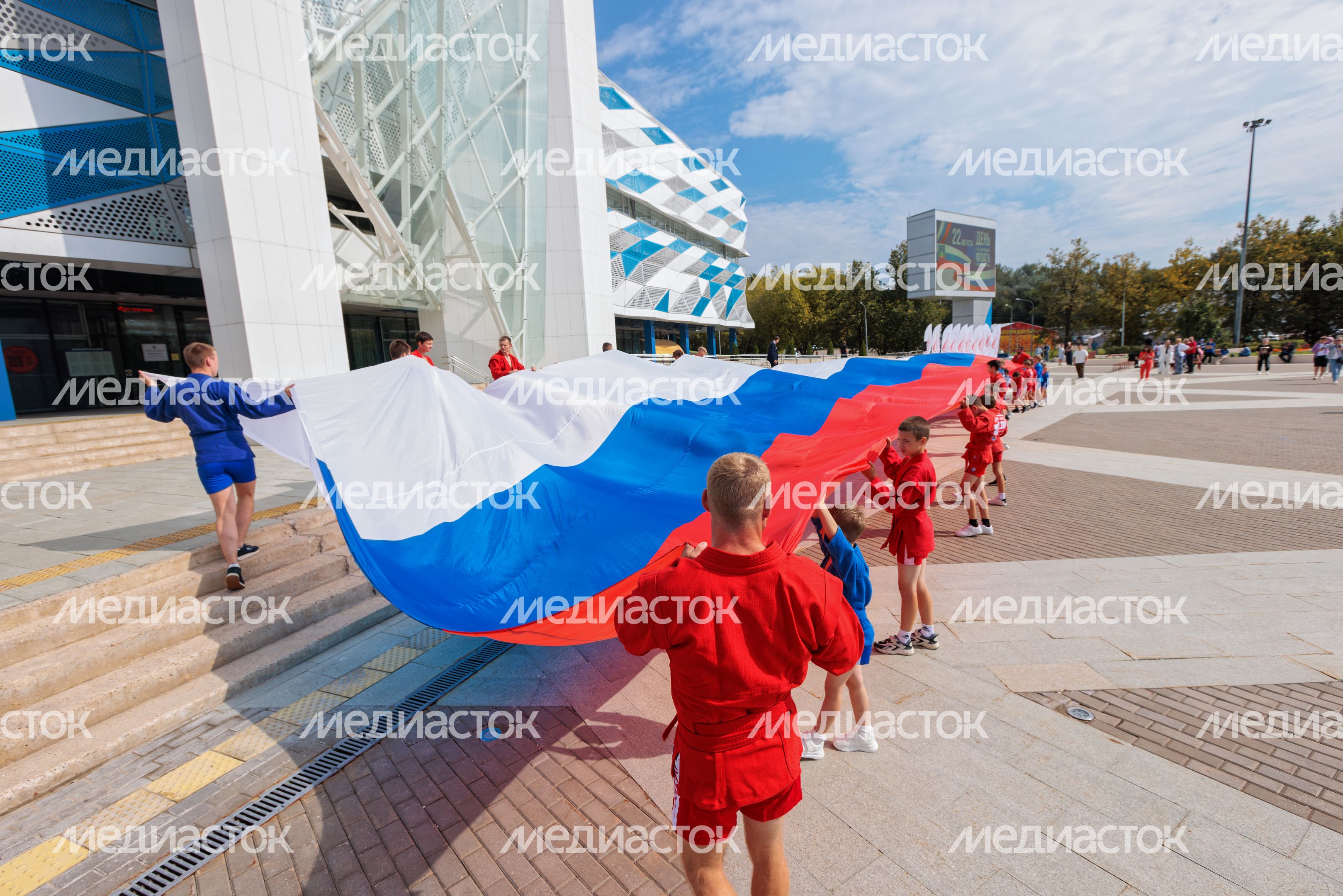 День флага России в Красногорске День флага России в Красногорске