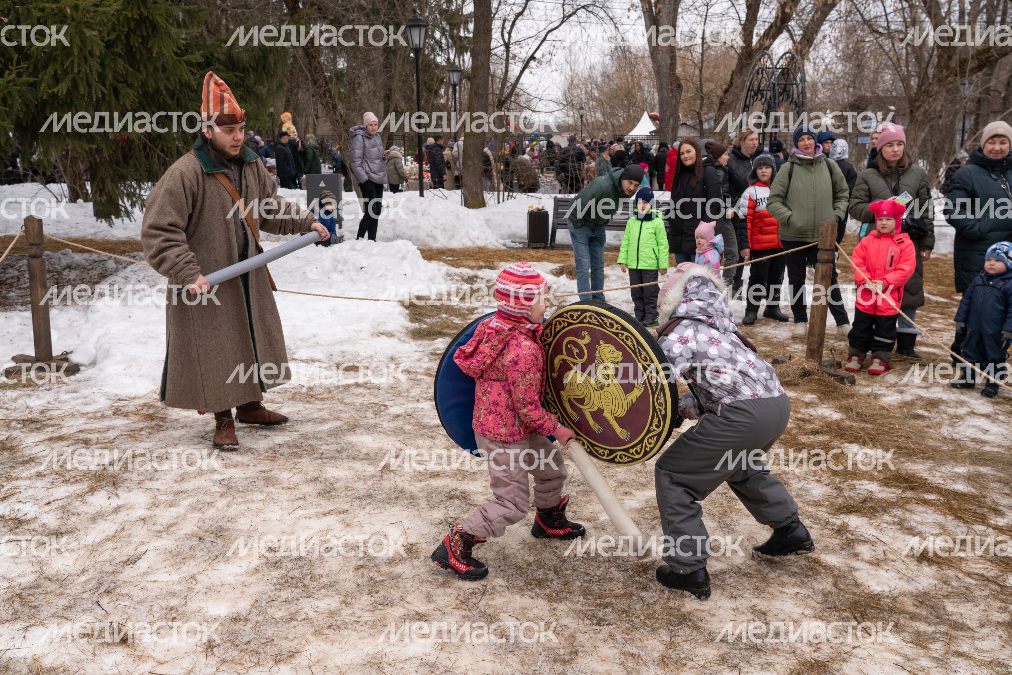 Масленица в парке "Захарово". Одинцовский округ