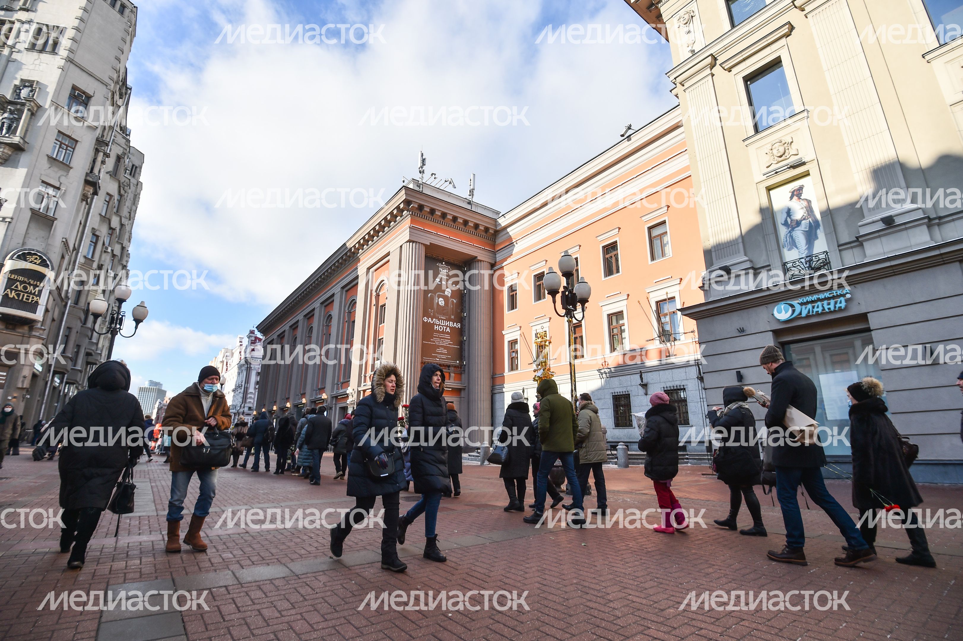 Церемония прощания с актером Василием Лановым в московском театре имени Вахтангова