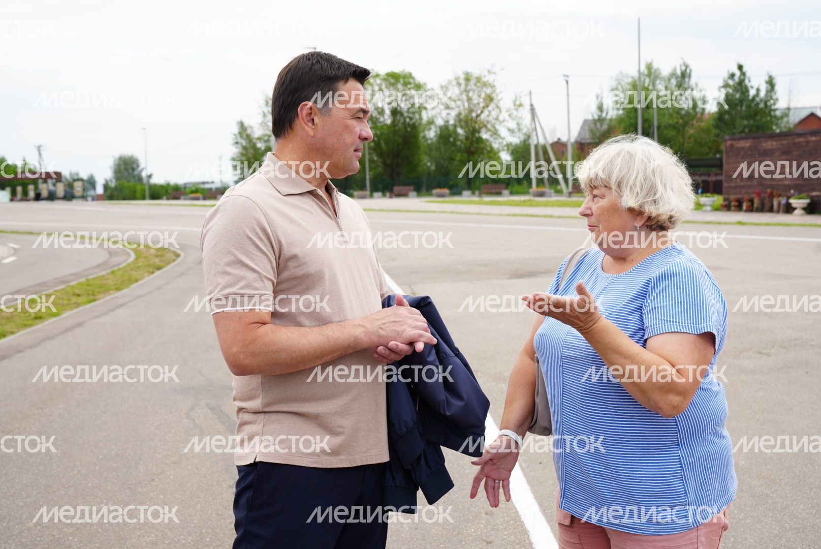 Встреча Губернатора Подмосковья с посетителями парка «Ривьера» в Можайске