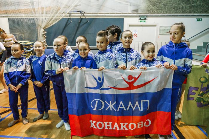 Дубна. Соревнования по чирлидингу в спорткомплексе «Радуга»
