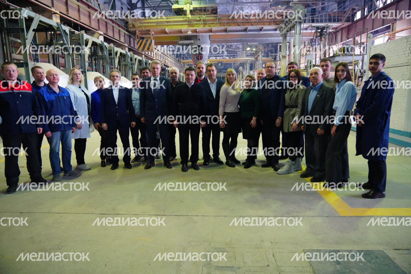 Посещение губернатором завода оптического стекла в Лыткарино