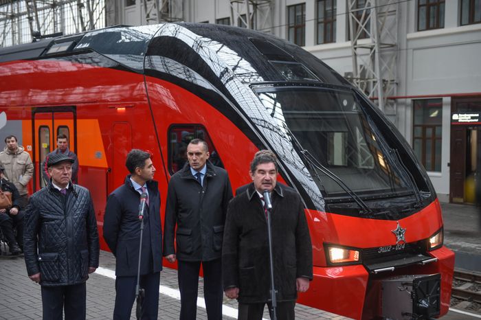 Запуск двухэтажного «Аэроэкспресса» с Киевского вокзала в Москве