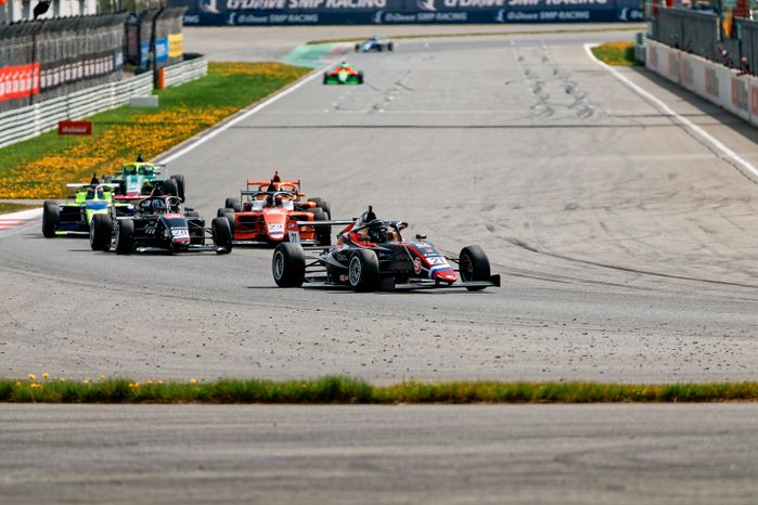 Гоночный уик-енд в Волоколамском округе на трассе Moscow Raceway