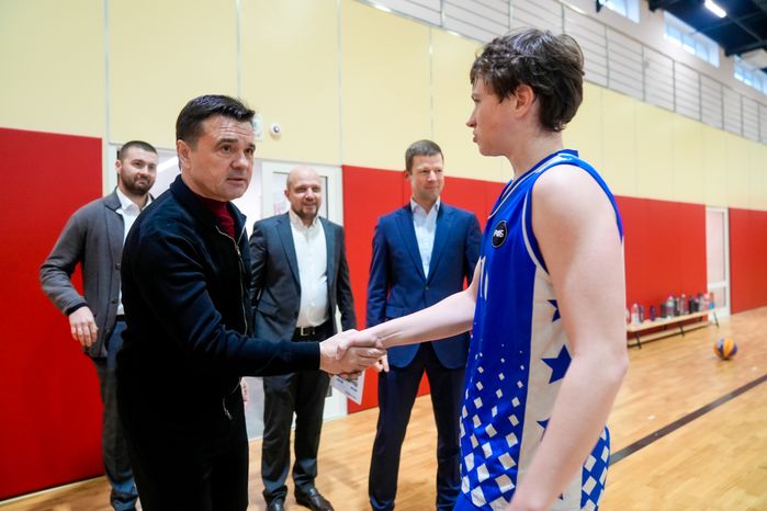Андрей Воробьев посетил обновленный спорткомплекс "Орион" в Балашихе