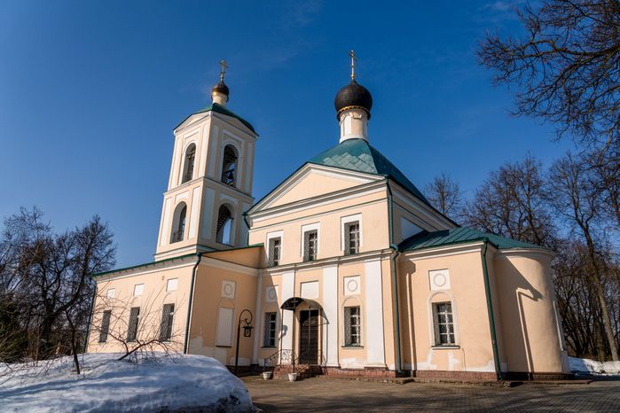Церковь Преображения Господня в селе Крымское Одинцовского округа