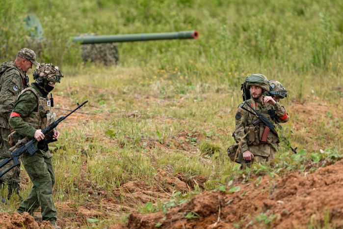 Реконструкция современных боевых действий в парке «Патриот» Одинцовского округа