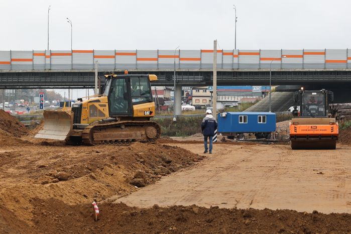 Строительство путепровода на пересечении с А-107 (Малым Московским кольцом)