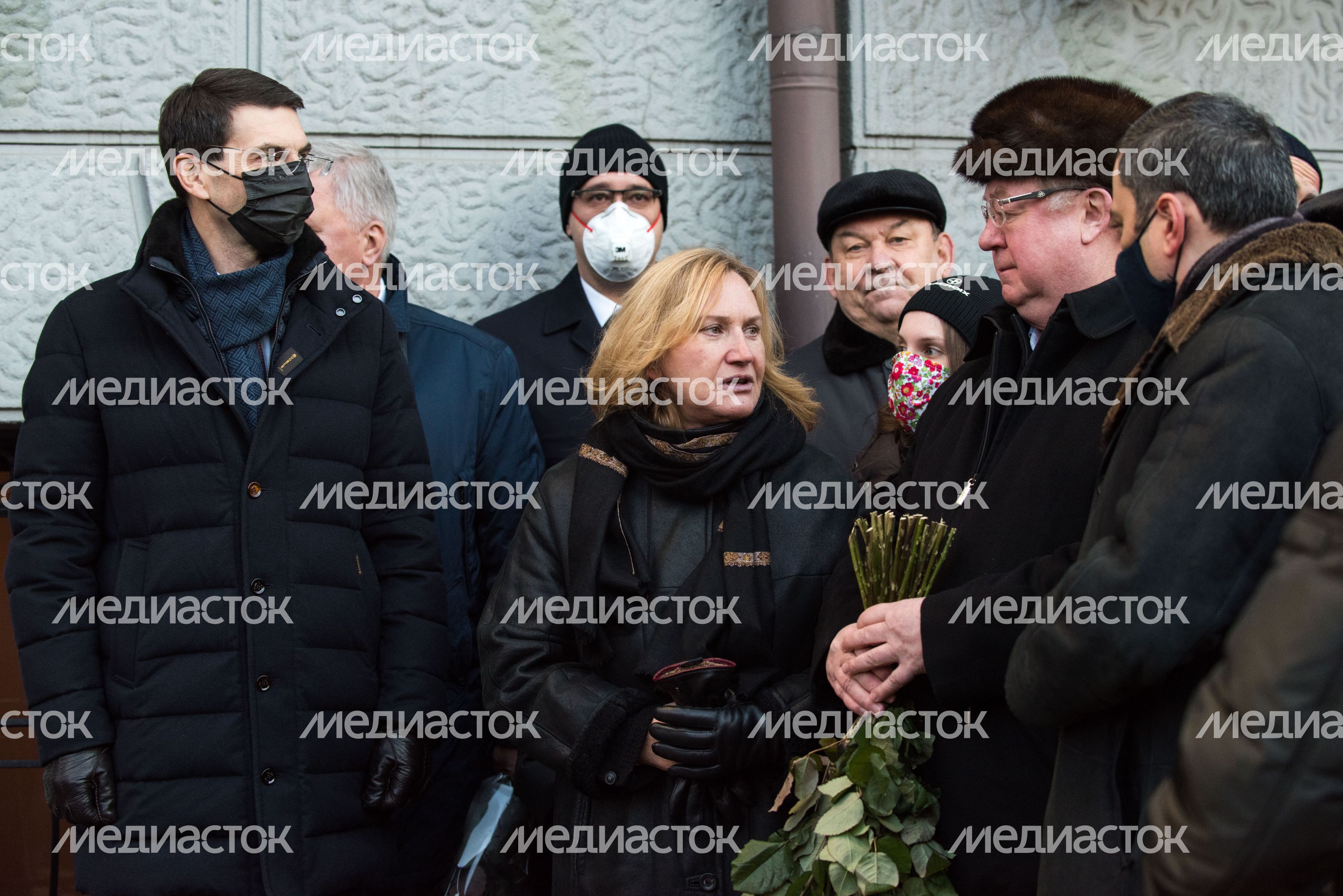 Открытие в Москве мемориальной доски экс‑мэру города Юрию Лужкову