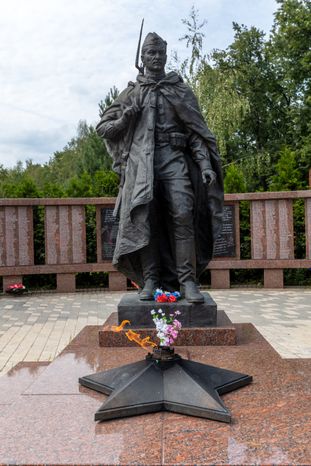 Лосино-Петровский. Памятник-мемориал погибшим жителям