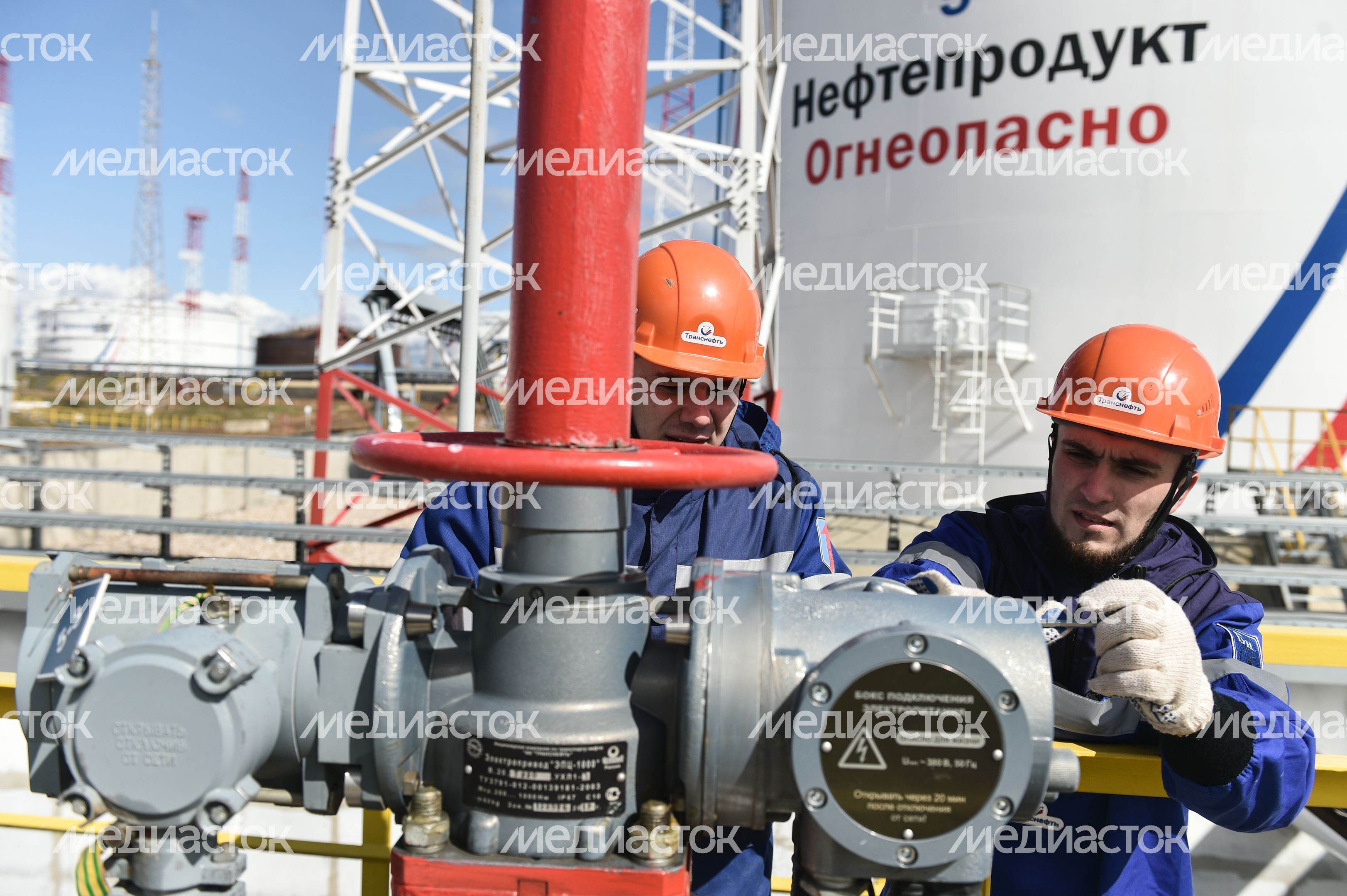 Нефтебаза РОСНЕФТЬ в Подмосковье