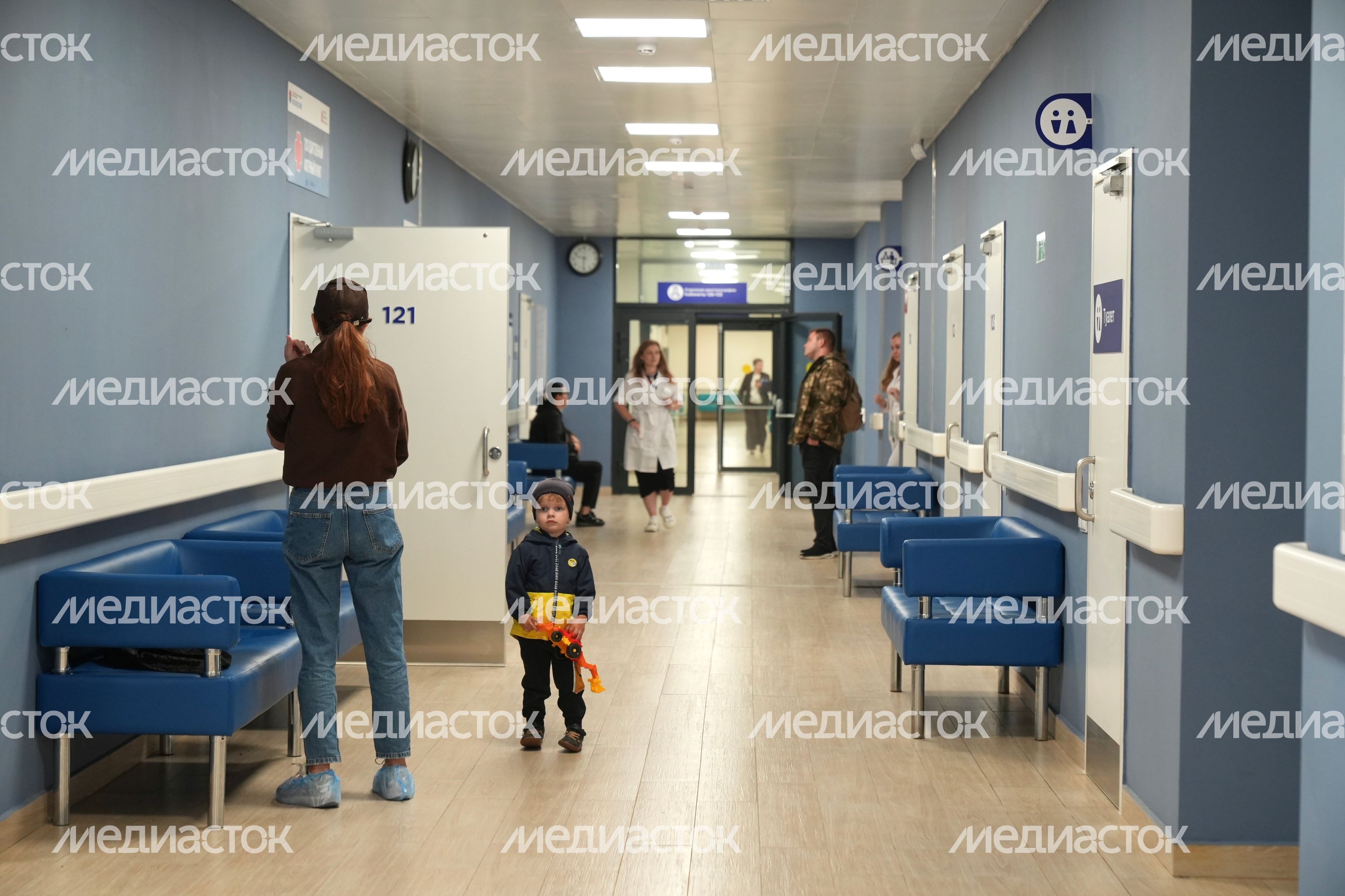 В Лосино-Петровском по просьбам жителей построили современную поликлинику В Лосино-Петровском по просьбам жителей построили современную поликлинику