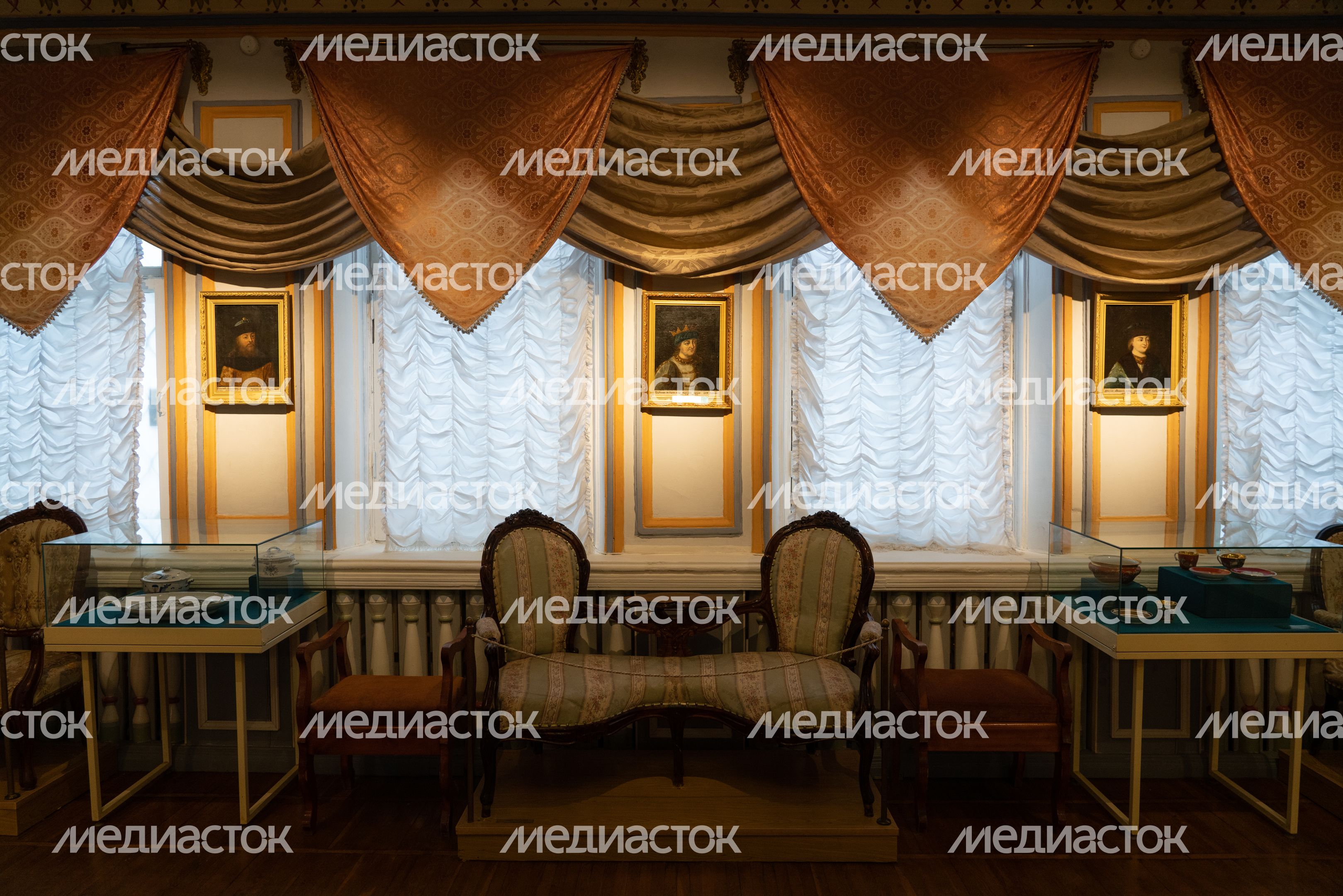 ЕИХМ. Выставка Разговор с мастером