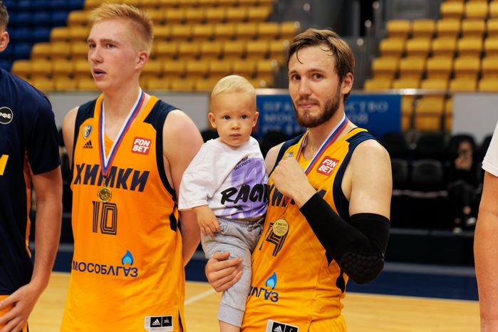 Защитник баскетбольной команды "Химки" Глеб Суворов стал лучшим MVP турнира