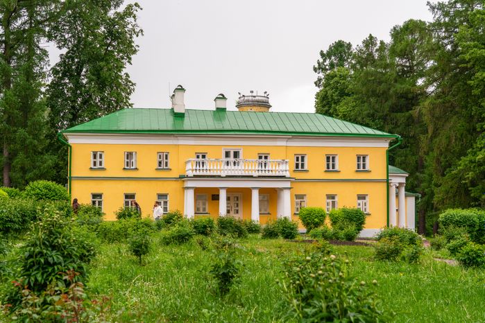 Культурный фестиваль «Каникулы» в музее-заповеднике «Горки Ленинские» Ленинского округа
