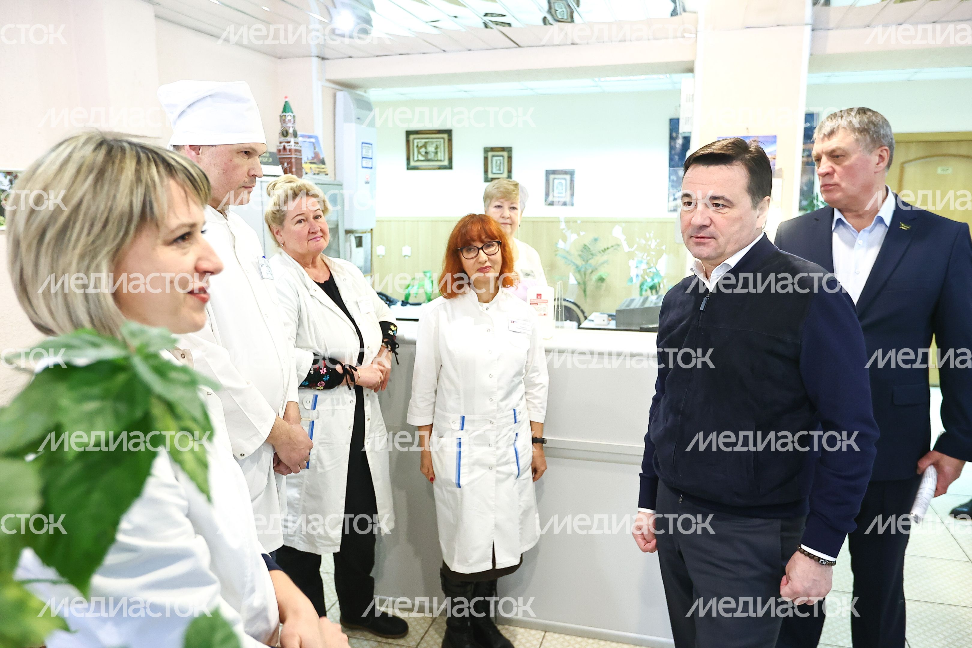 Встреча Губернатора Подмосковья с участниками СВО, проходящими реабилитацию в санатории «Горки»