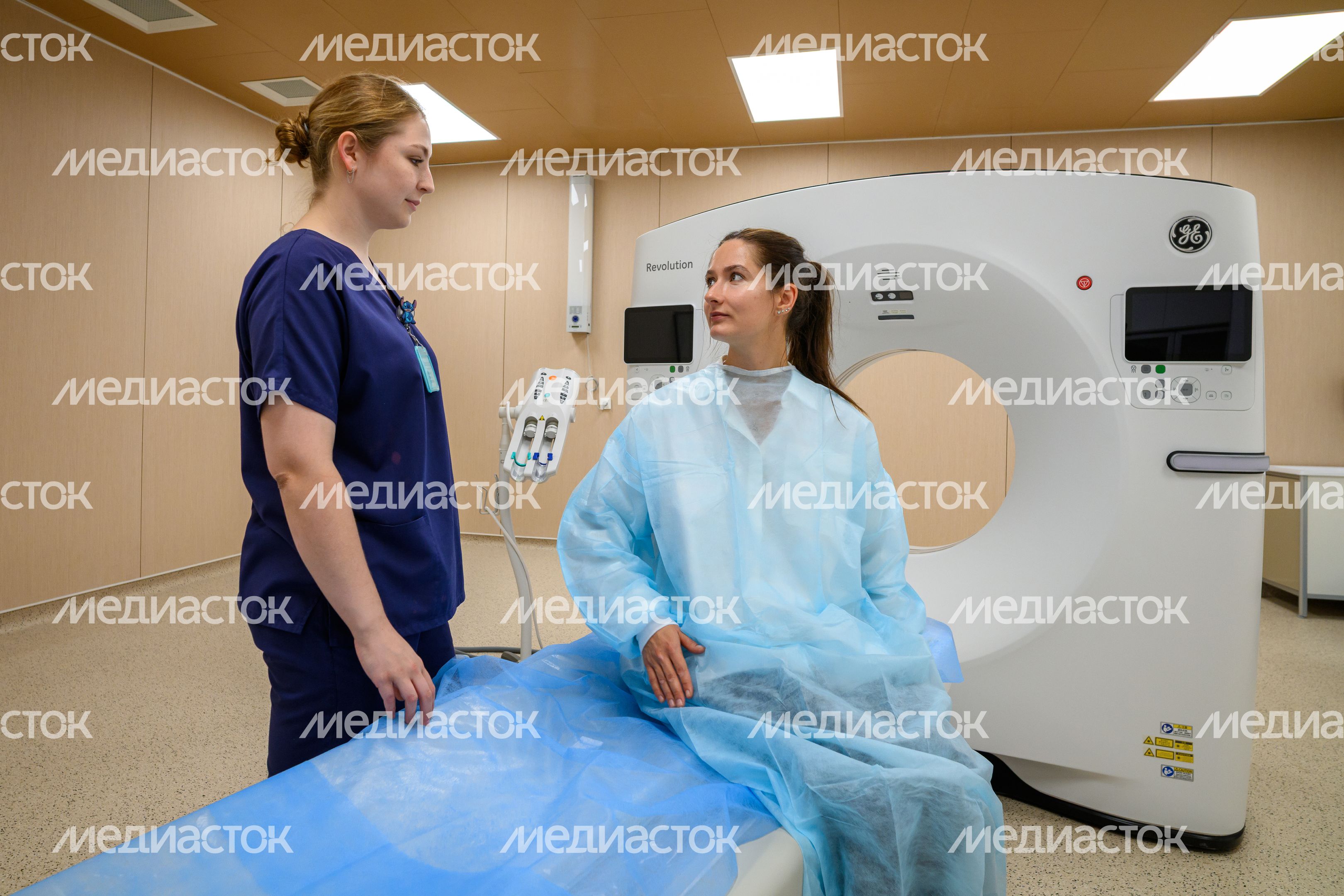 Врач принимает пациентов в КДЦ «Ромашка» в селе Ромашково Одинцовского округа