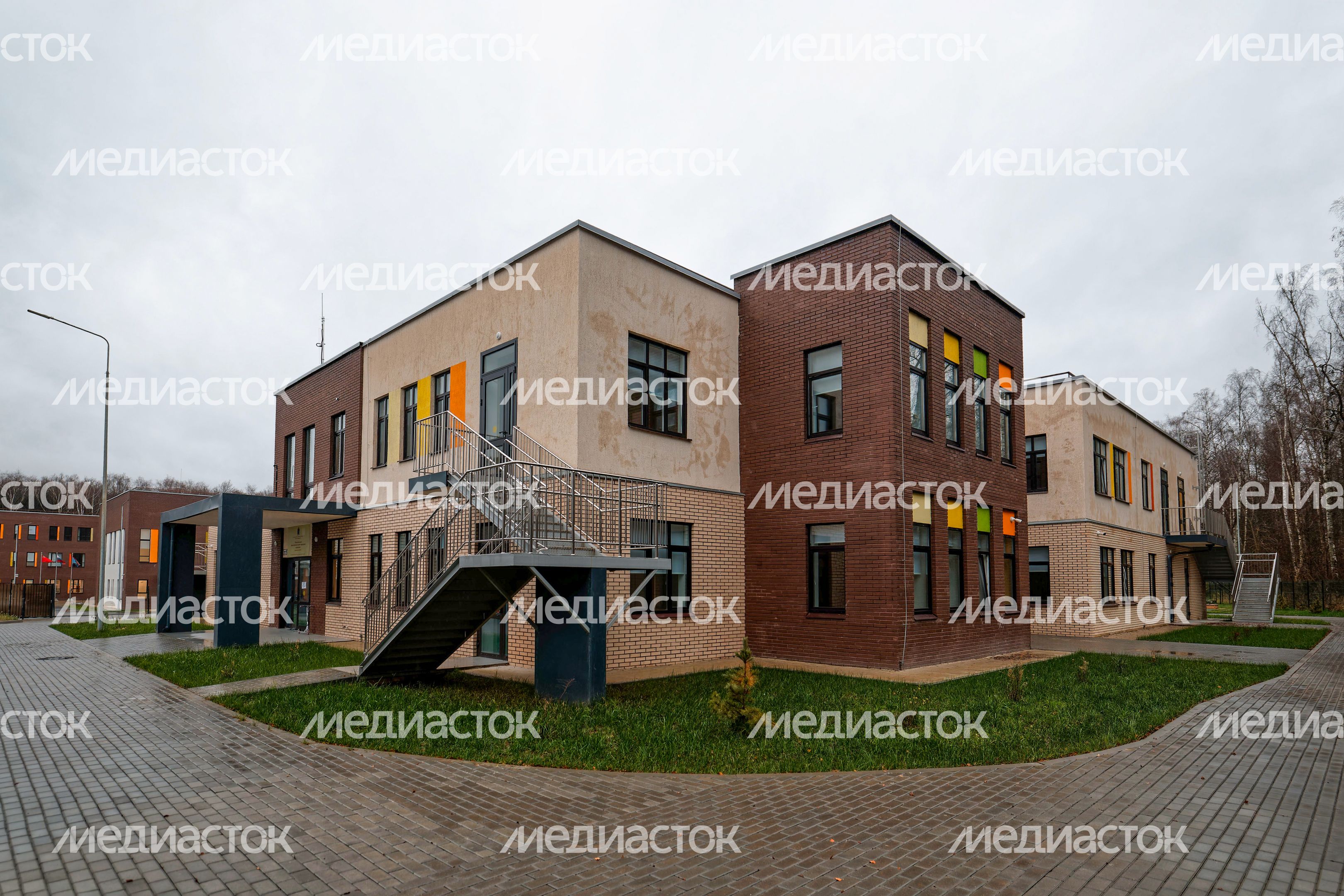 Новый детский сад образовательного комплекса «Бородино» в деревне Бережки округа Подольск
