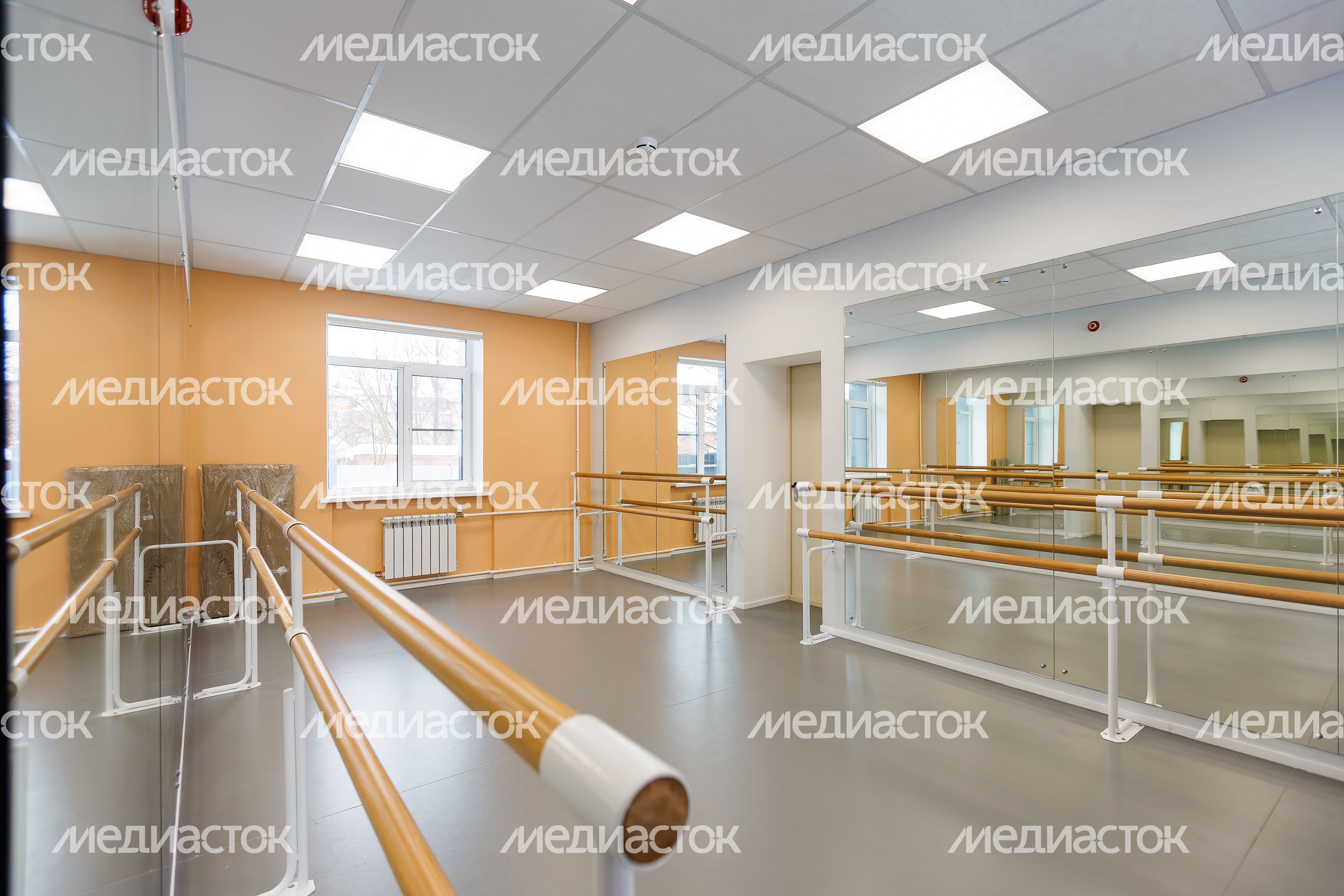 Класс хореографии в Бронницкой Детской школе искусств после капитального ремонта Класс хореографии в Бронницкой Детской школе искусств после капитального ремонта