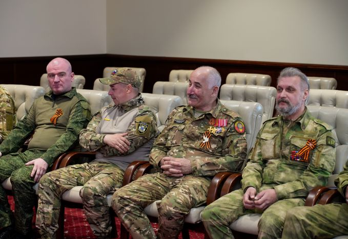 Вручение госнаград подмосковным добровольцам из отряда БАРС