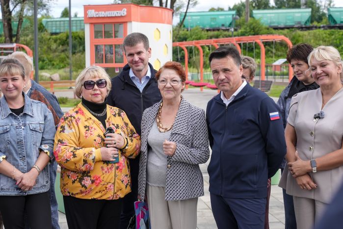 Андрей Воробьев посетил благоустроенный парк "ЛиАЗ" в Ликино-Дулеве