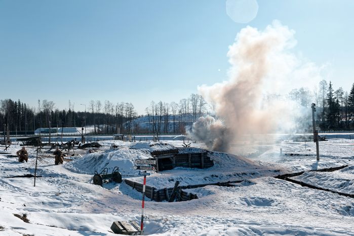 Военно-историческая реконструкция битвы за Сталинград у храма ВС РФ в Кубинке