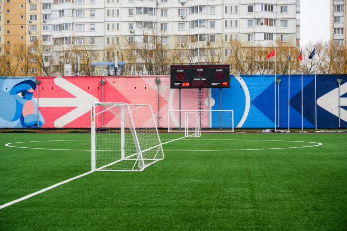 Стадион в спорткомплексе «Орион» после капремонта в Балашихе