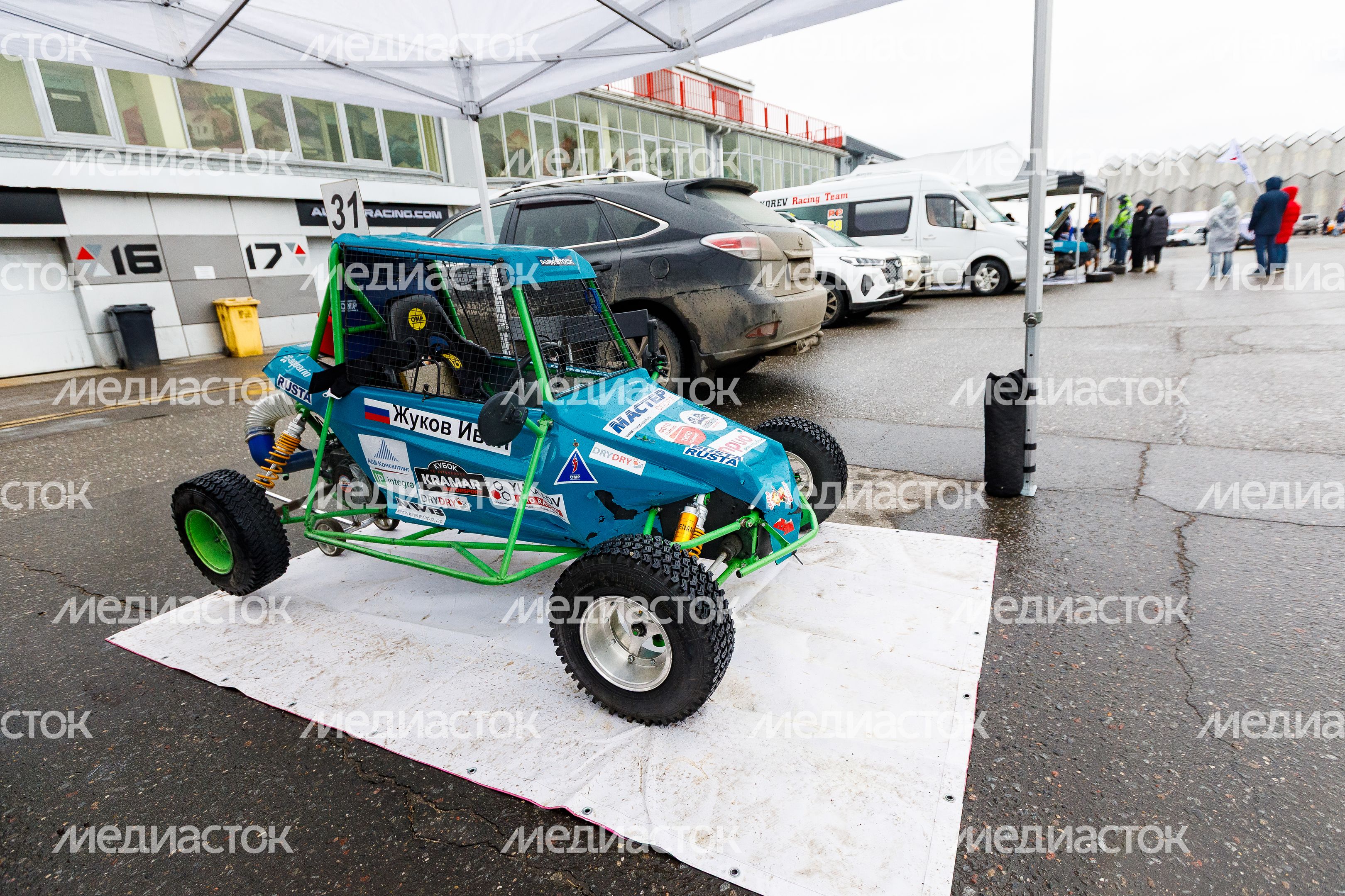 Детский заезд на мини-багги на гоночной трассе ADM Raceway в Мячково Детский заезд на мини-багги на гоночной трассе ADM Raceway в Мячково