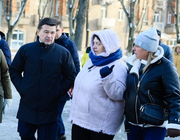 Встреча Губернатора Подмосковья с родителями учащихся СОШ №2