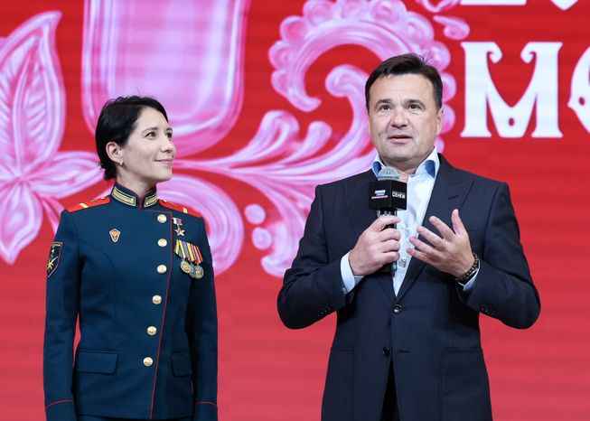 Андрей Воробьев встретился с участниками IX Всероссийского форума волонтеров-медиков