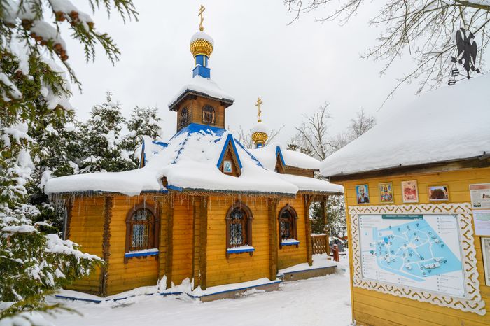 Церковь Казанской иконы Божией Матери в деревне Мураново округа Пушкинский