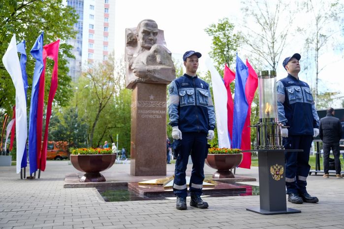 Зажжение Вечного огня в Королеве