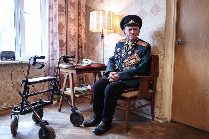 Ветерану войны Александру Золотову присвоили звание Почетного гражданина Московской области