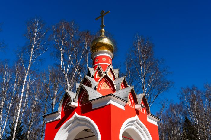 Часовня иконы Божией Матери «Живоносный источник» в Можайском округе у истока Москвы-реки