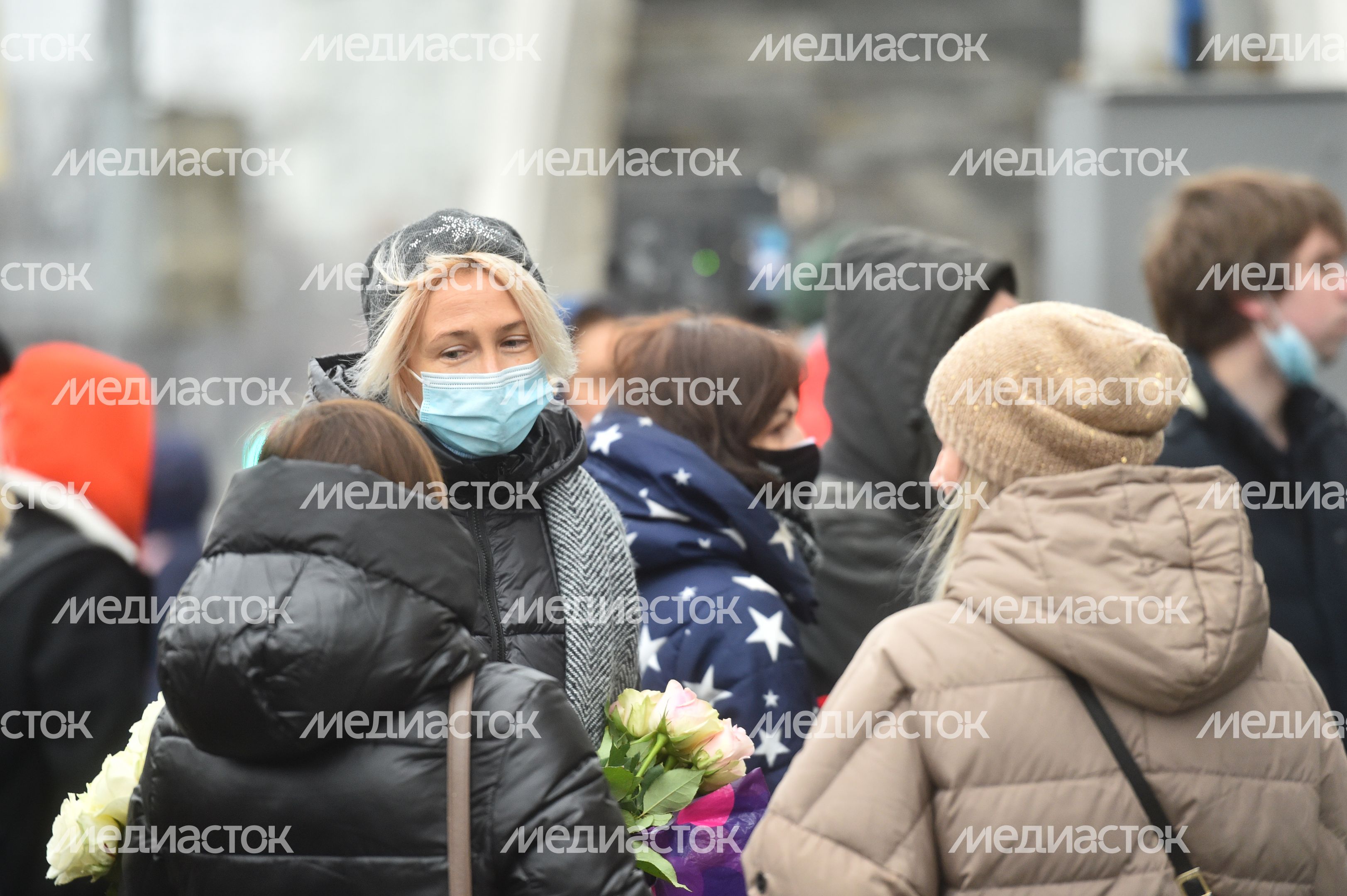 Прощание с режиссером Романом Виктюком в Москве