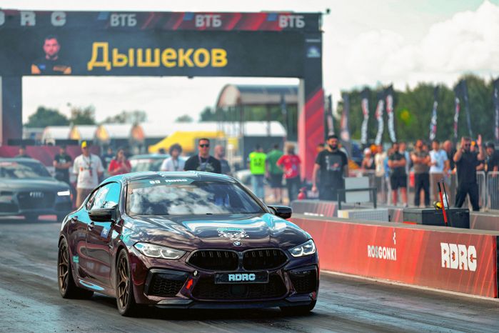 Чемпионат и Кубок России по дрэг-рейсингу RDRC 2026. Заезд автомобилей на автодроме RDRC Racepark в Раменском округе