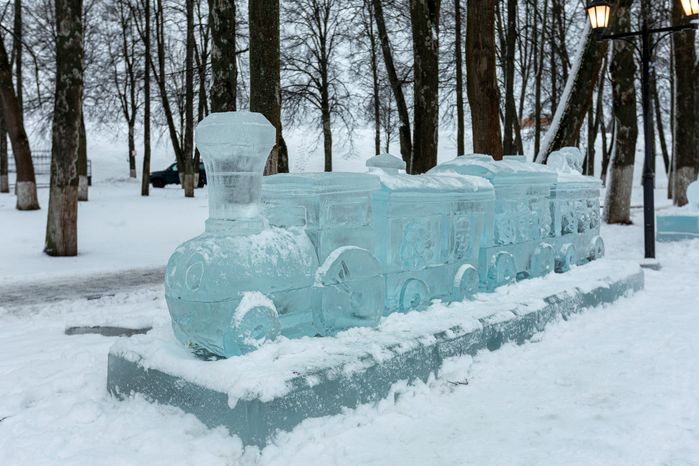 Ледяной городок на Исторической площади в Дмитрове