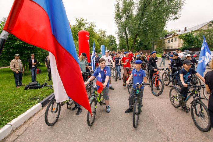 Более 100 участников собрал Солнечный велопарад в Солнечногорске