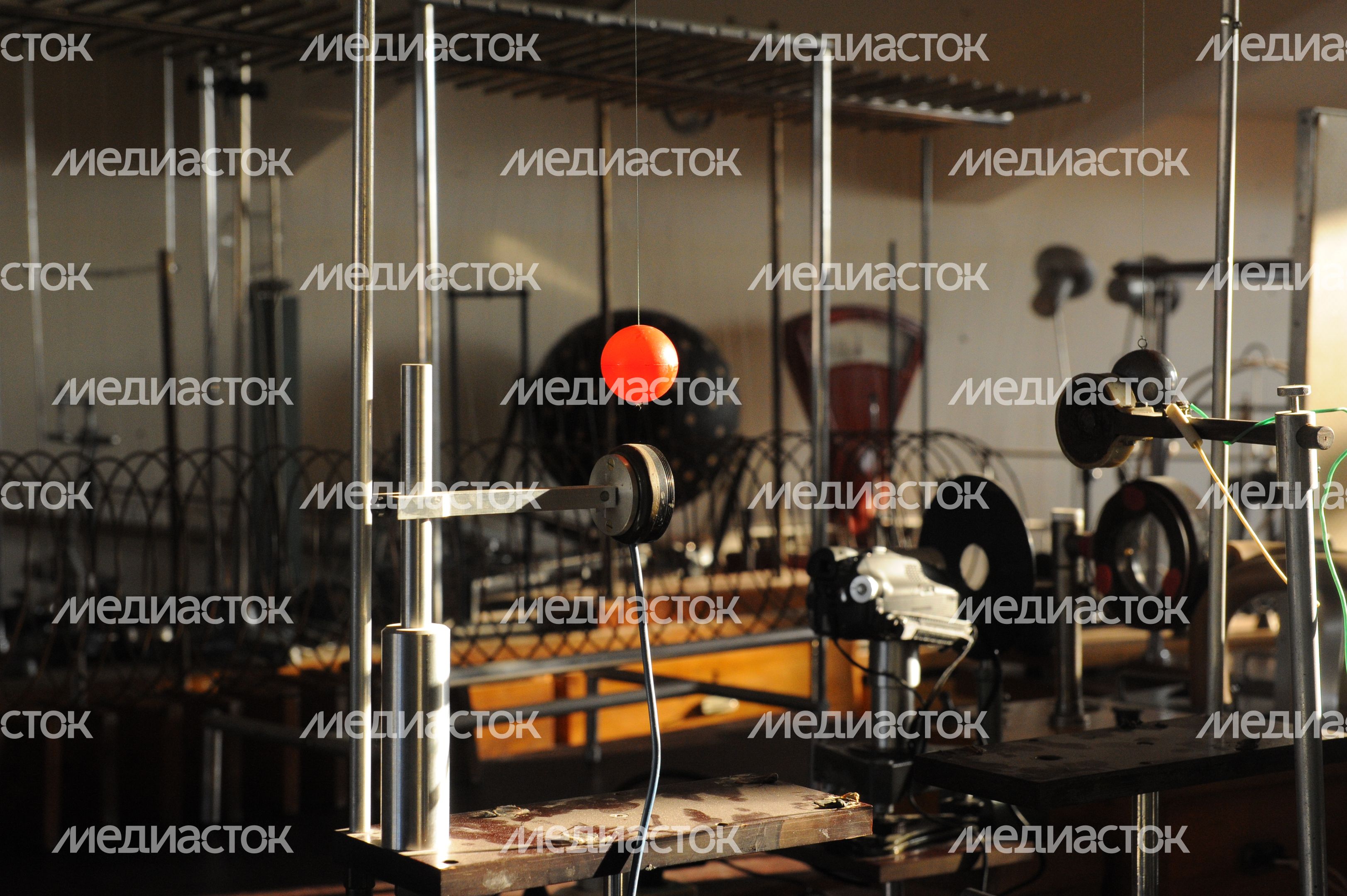 Московский физико-технический институт Московский физико-технический институт