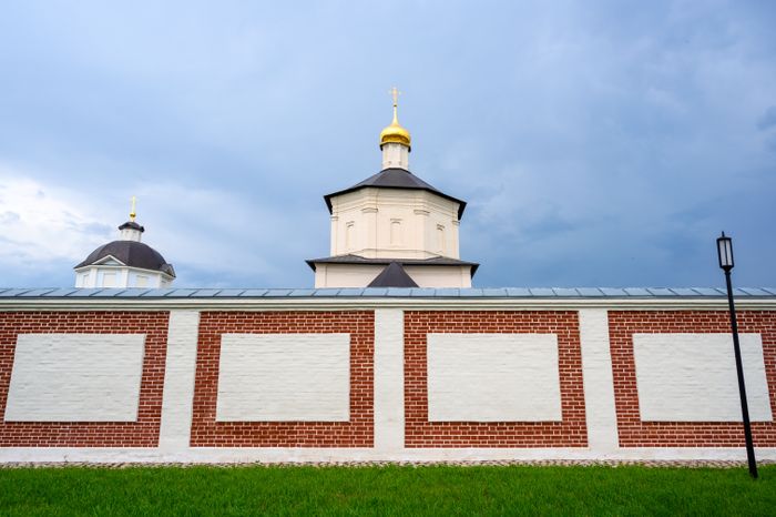 Богородице-Рождественский Бобренев мужской монастырь в селе Старое Бобренево округа Коломна