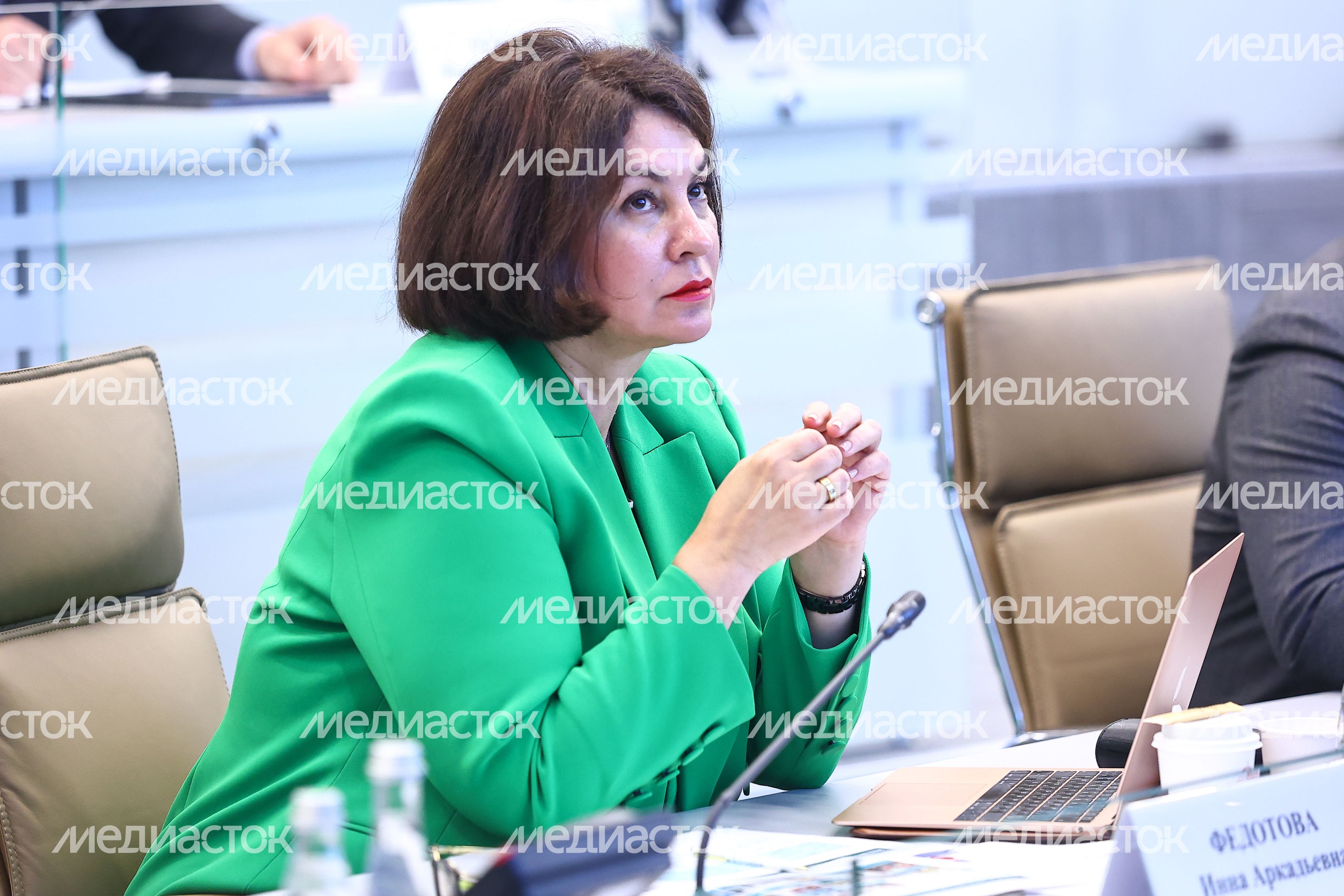 Инна Федотова на совещании в Доме правительства МО Инна Федотова на совещании в Доме правительства МО